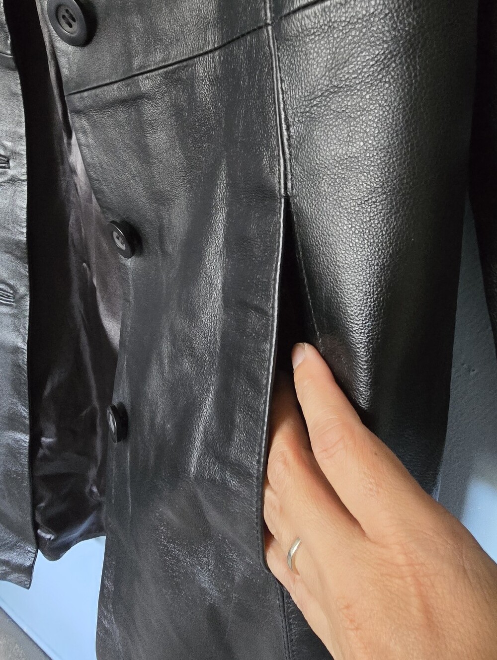 Vntg Chadwicks Women's Black 100% Leather Trench Coat Size M - Picture 8 of 13